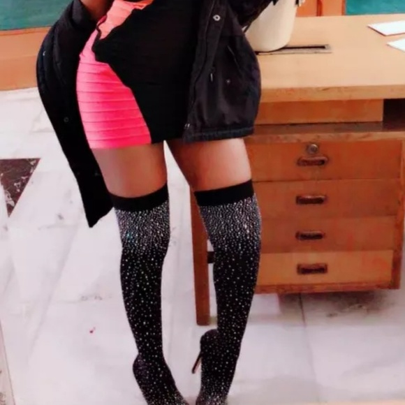 Sexy Runway Crystal Stretch Fabric Sock Boots - Picture 4 of 8